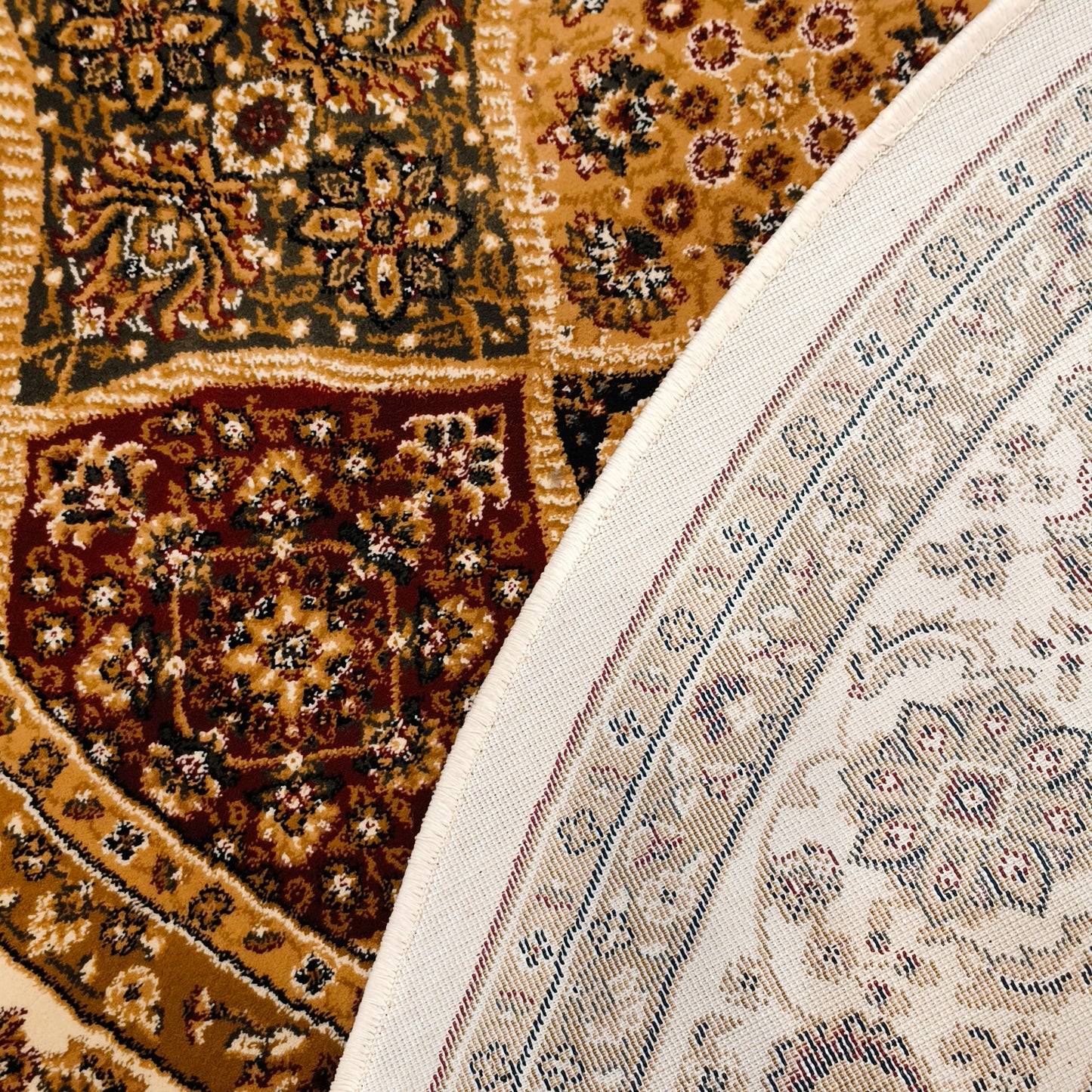 Cream Cream Round Traditional Carpet