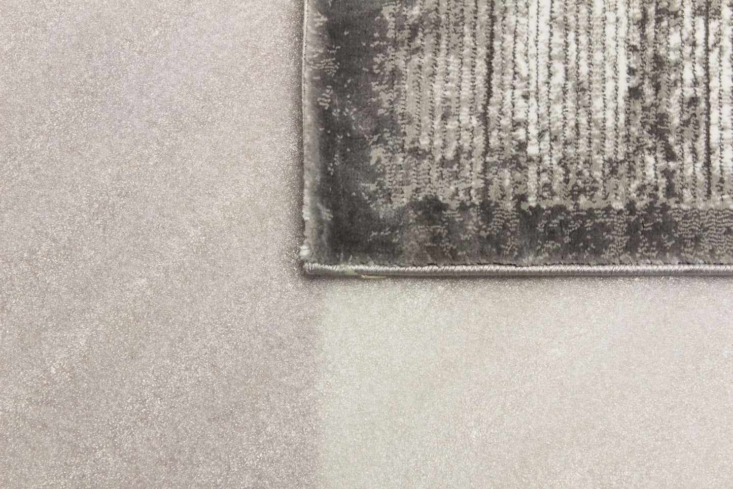 Grey/Grey Tokyo Modern Carpet