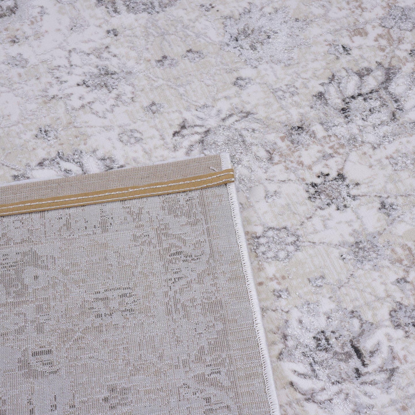 White/Vizon Modern Carpet