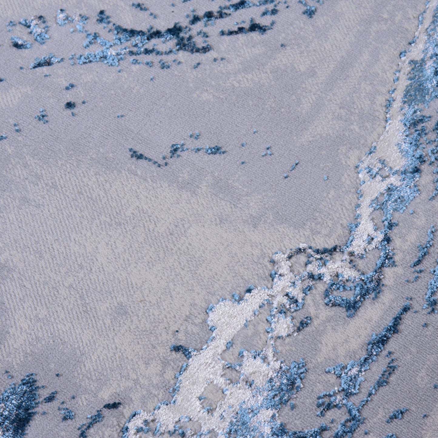 L.Grey/Blue Modern Carpet