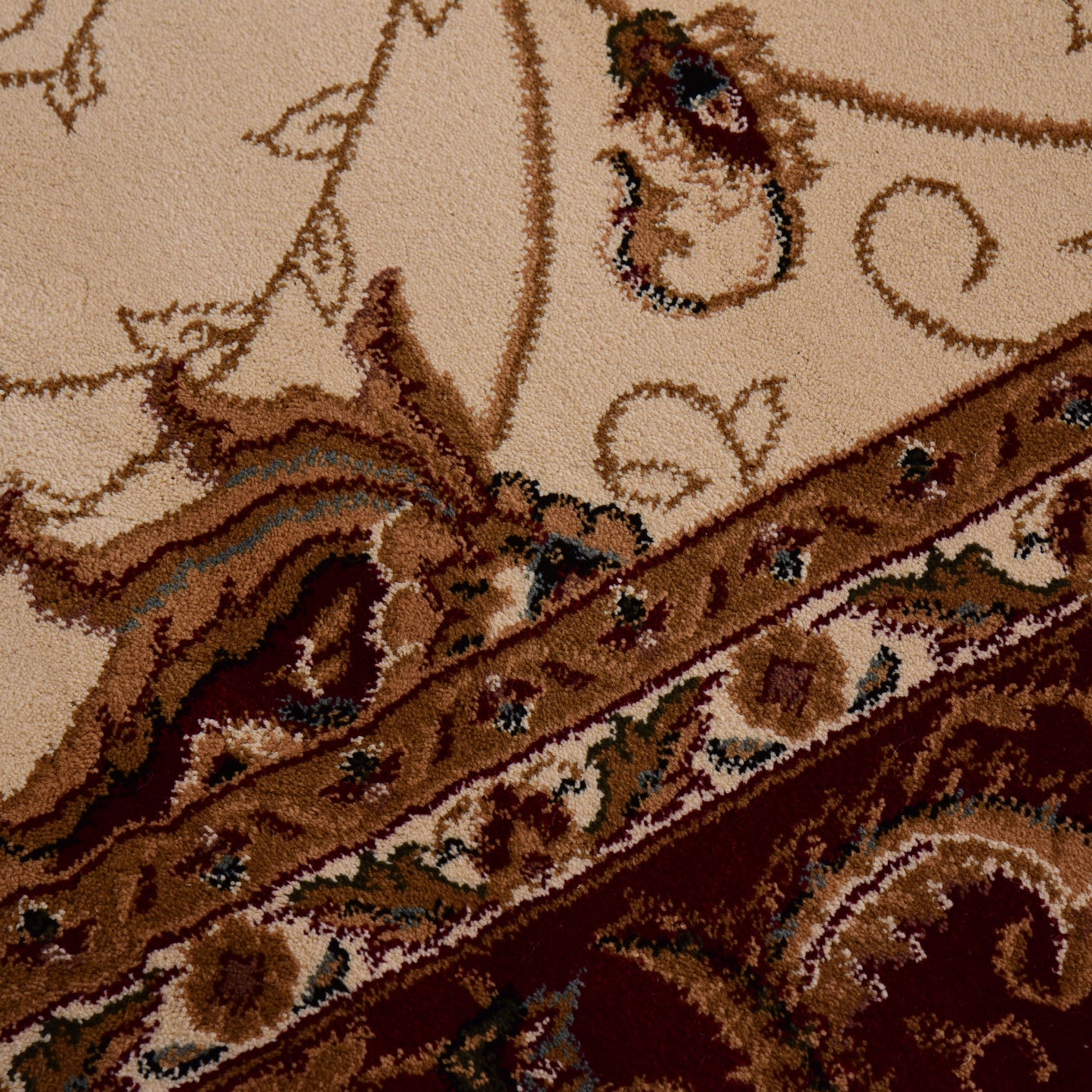 Cream/Red Traditional Carpet