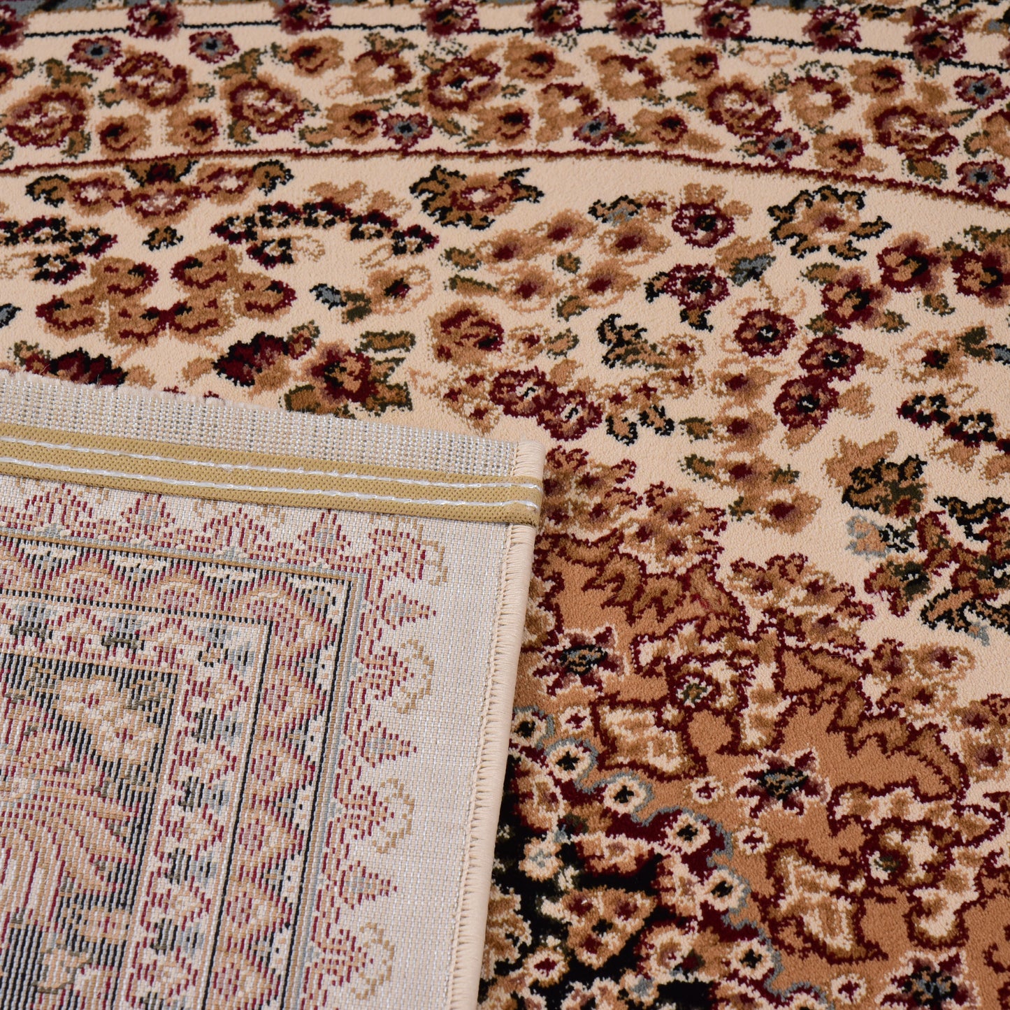 Cream/Black Traditional Carpet