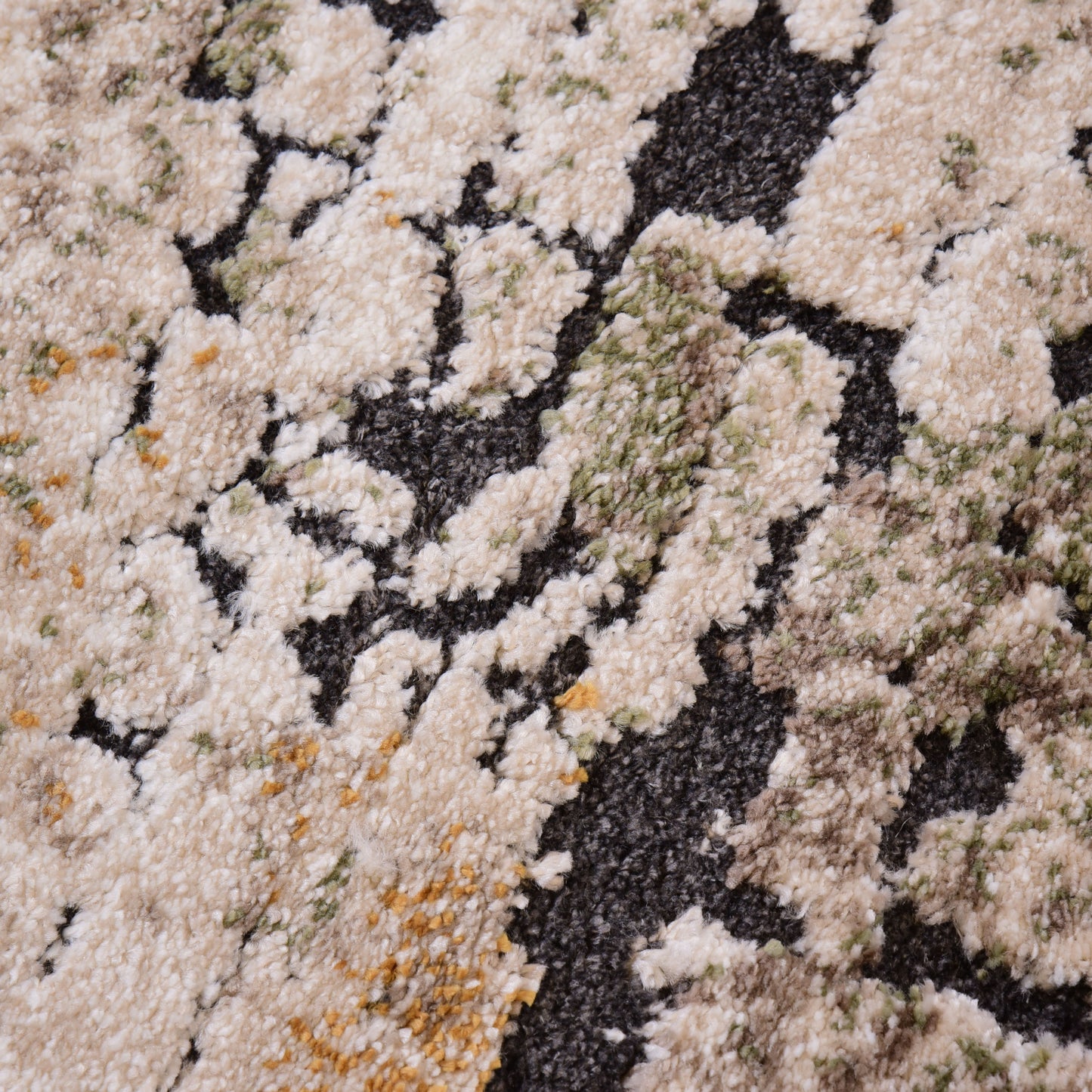 Green/Cream Modern Carpet