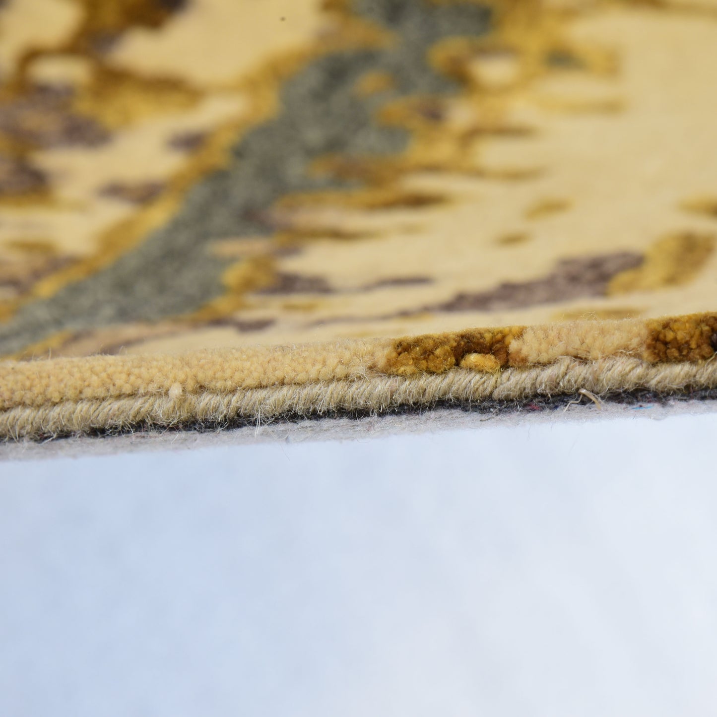 Multicolor Handtufted carpet2