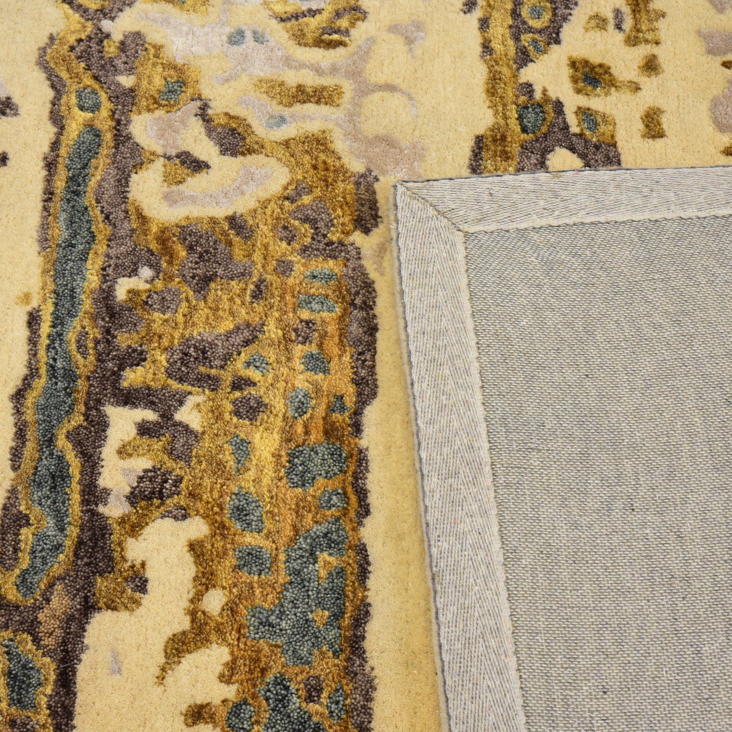 Multicolor Handtufted carpet2