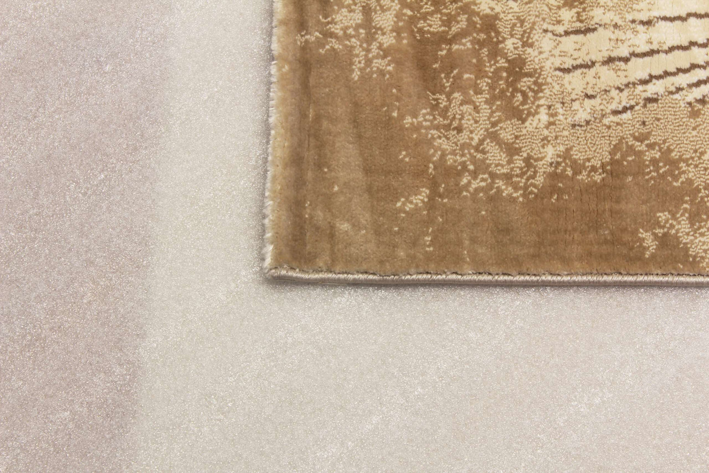 Beige/Beige Tokyo Modern Carpet