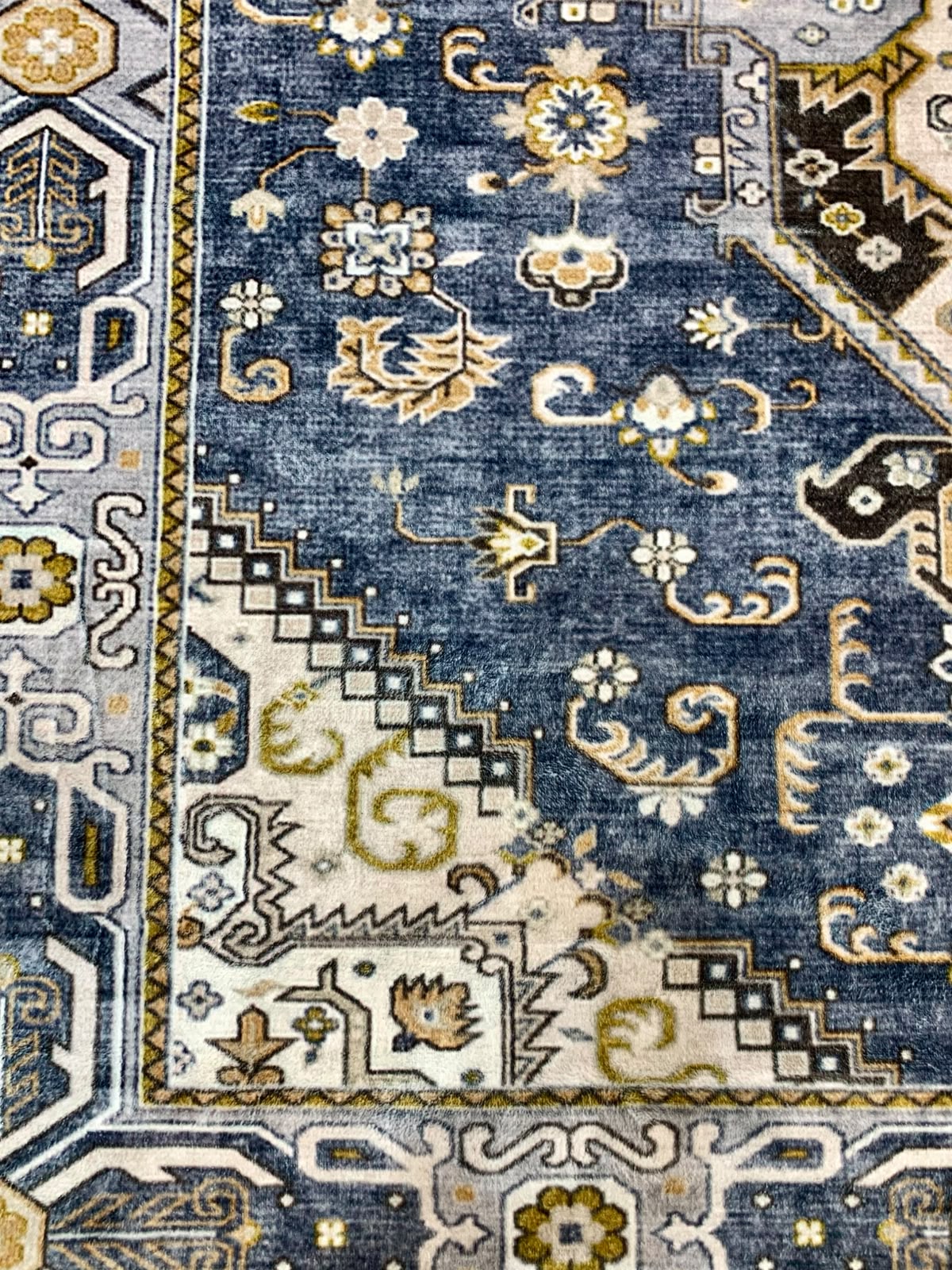 VEIVERA CARPET