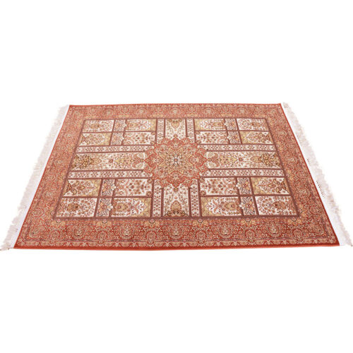 Cream & Red Traditional Carpet - Image 3